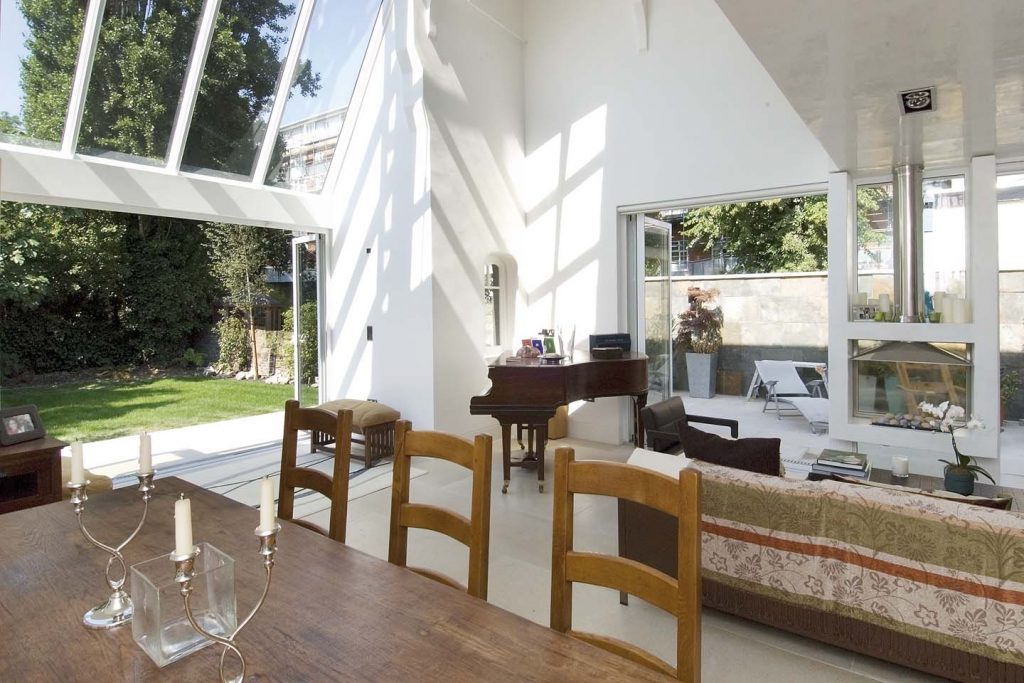 10 HAll Road NW8-View to garden