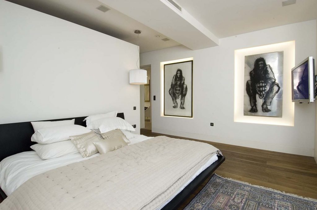 10 Hall Road NW8-Bedroom