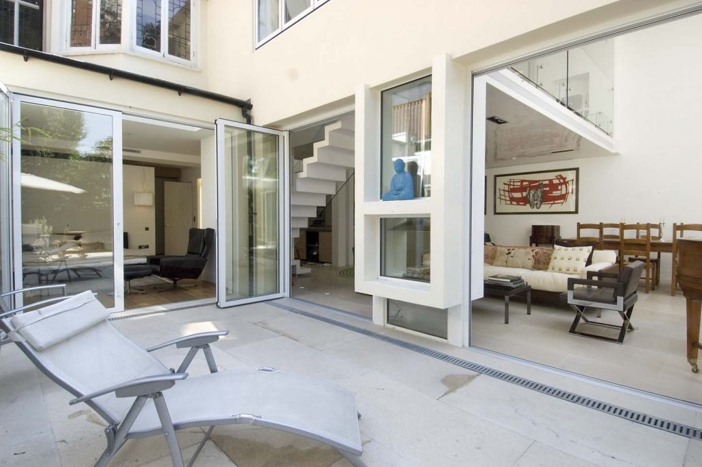 10 Hall Road NW8-Patio