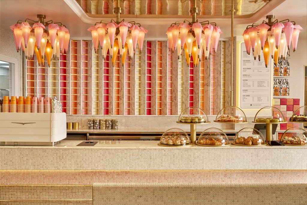 241113_Donutelier3720_020_HiRes