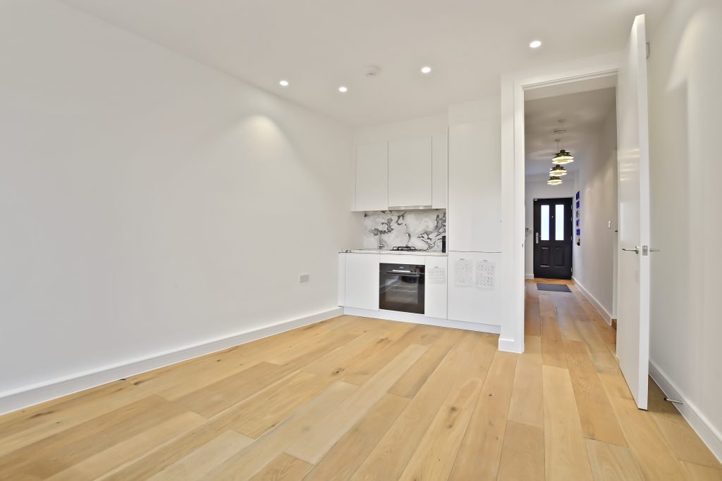 RHGILI-LP - 30 Upper Park Road, NW3 (3)