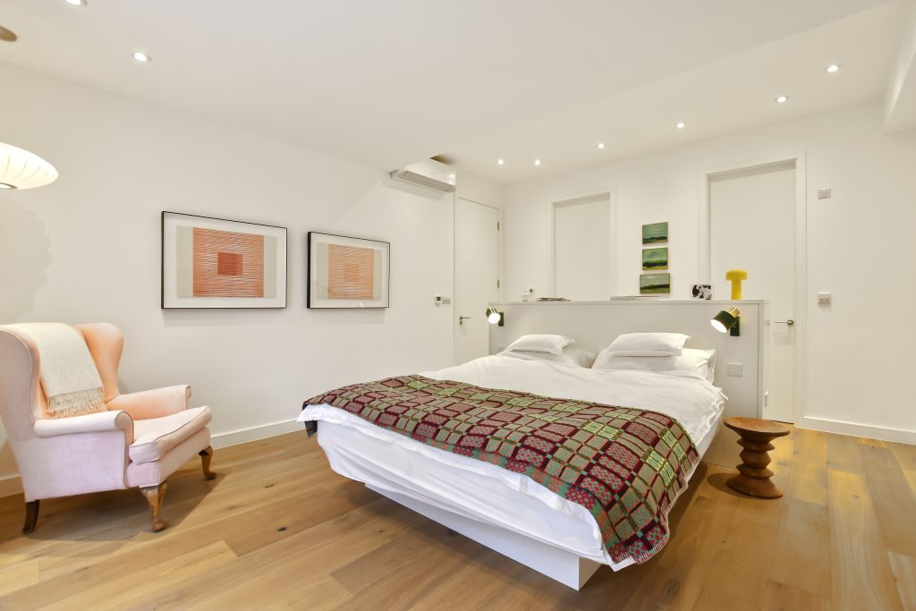 RHGILI-LP - 30 Upper Park Road, NW3 (33)